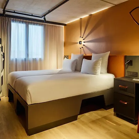 Szálloda Tribe Paris Ouen 4*