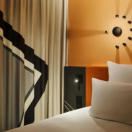 Tribe Paris Ouen Hotel