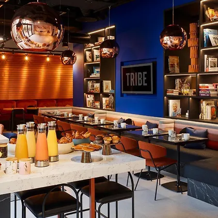 Hotel Tribe Paris Ouen 4*