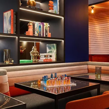 Tribe Paris Ouen 4* Saint-Ouen