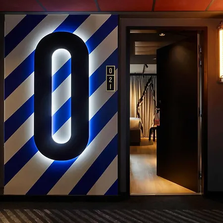 Tribe Paris Ouen 4*