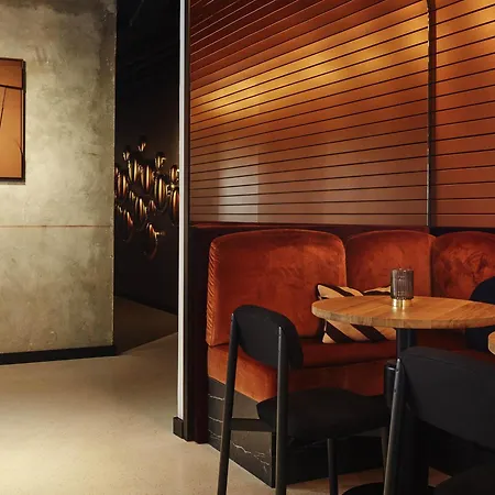 Tribe Paris Ouen Szálloda 4*