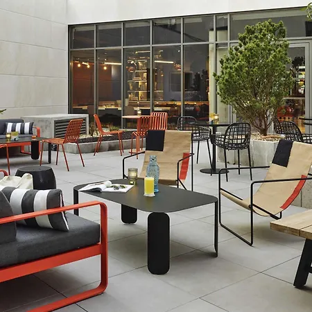 Tribe Paris Ouen 4*