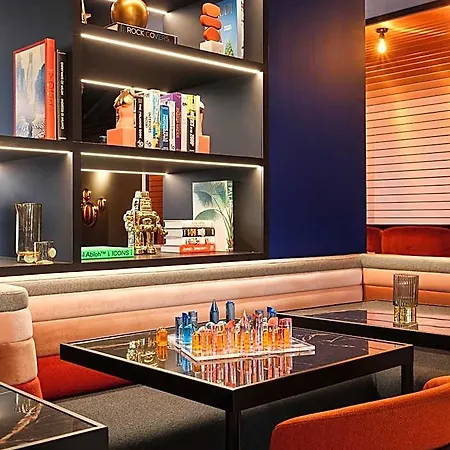Hotel Tribe Paris Ouen