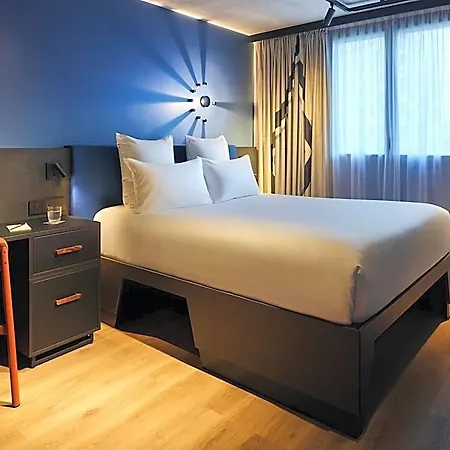 Tribe Paris Ouen 4*