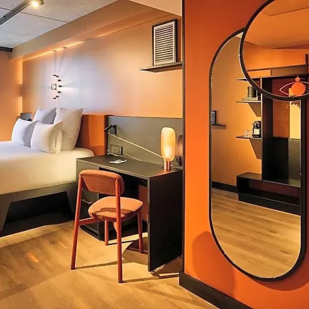 Tribe Paris Ouen 4*