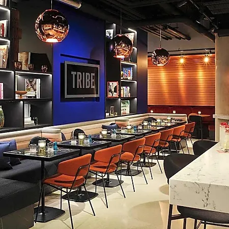 Tribe Paris Ouen 4*