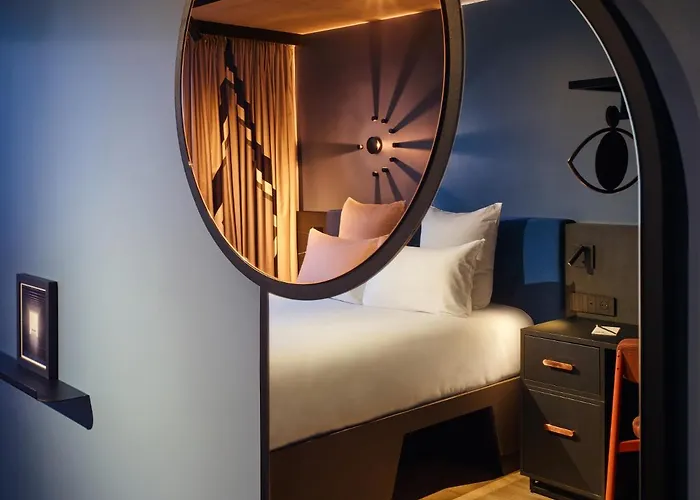 Tribe Paris Ouen 4*