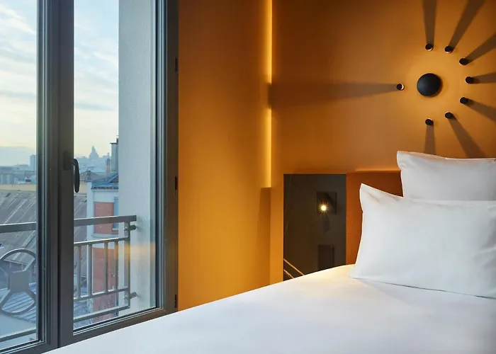 Hotel Tribe Paris Ouen 4*