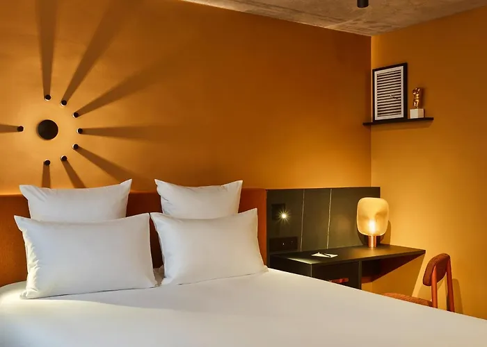 Tribe Paris Ouen Hotel 4*