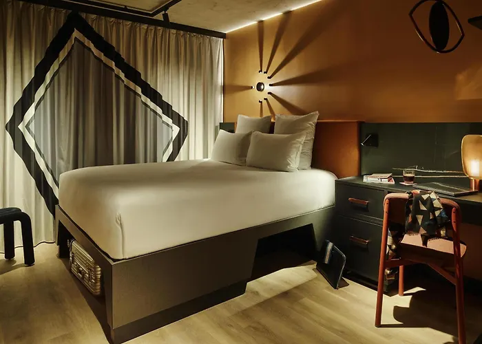 Tribe Paris Ouen Hotel