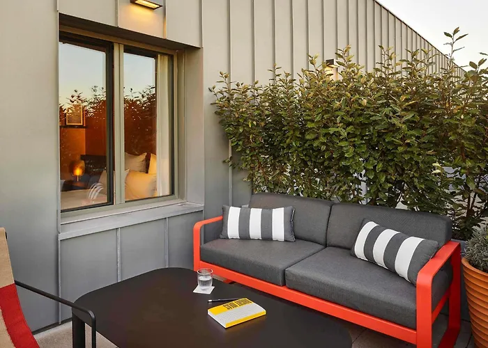 Hotel Tribe Paris Ouen