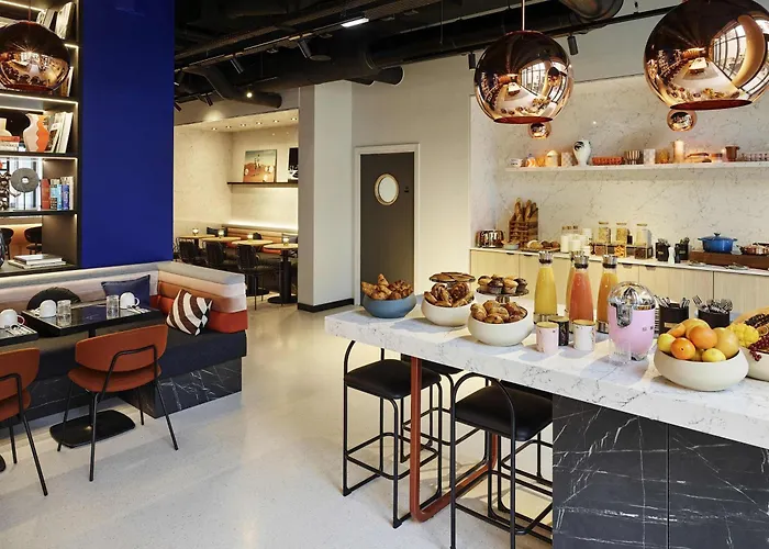 Hotel Tribe Paris Ouen 4*