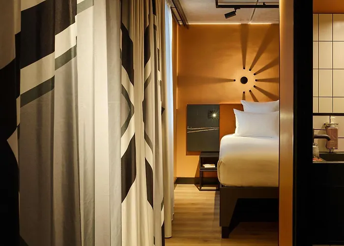 Hotel Tribe Paris Ouen