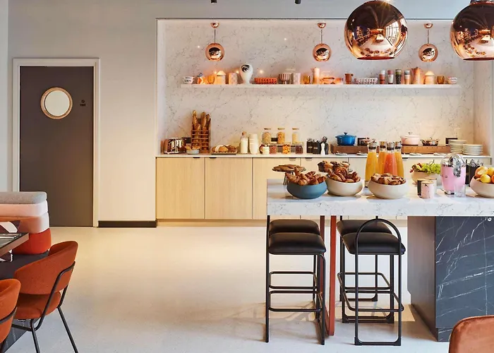 Tribe Paris Ouen Hotel 4*